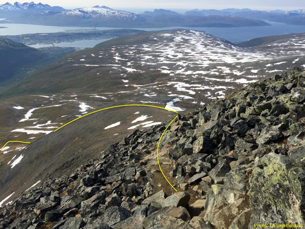 Tromsø Skyrace - letzter Abstieg vom  Tromsdalstinden (c) Tromsø Skyrace / Race Briefing 2019   