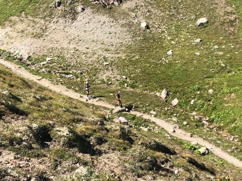 Transalpine Run 2019 - ein kurzer Downhill darf nicht fehlen (c) PlanB