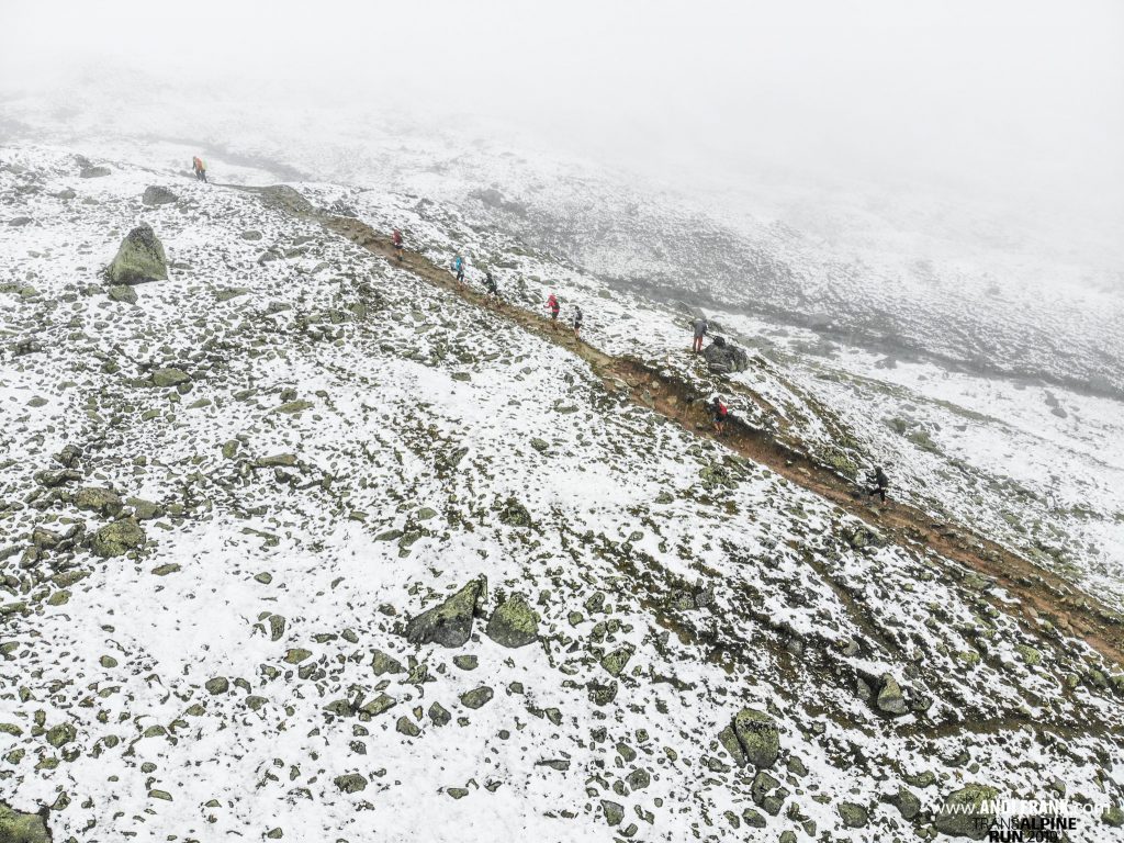 Der kälteste Tag des Transalpine Run 2019 (c) PlanB / Andi Frank